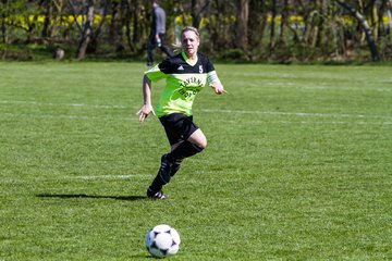 Bild 133 - Frauen SV Frisia 03 Risum Lindholm - Heider SV : Ergebnis: 8:0